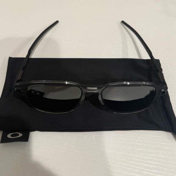Authentic Oakley Black Sunglasses - Picture 7 of 8